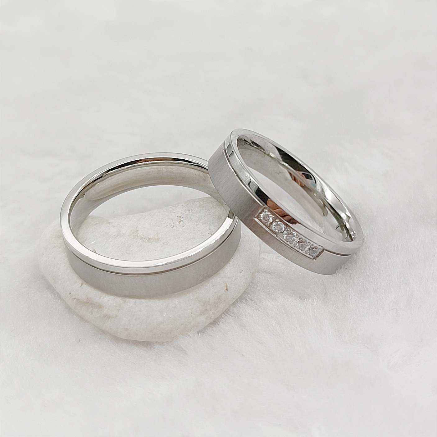 Ladies and Gents Alliance Enga - огляд і ціна Couple Ring Set