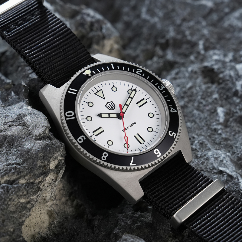 Watchdives WD1972 Quartz Watch - огляд і ціна Jewelry And Watches